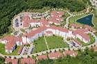 East meets midwest: thoughtful planning brings east coast luxury to a midwest facility East meets midwest: thoughtful planning brings east coast luxury to a midwest facility