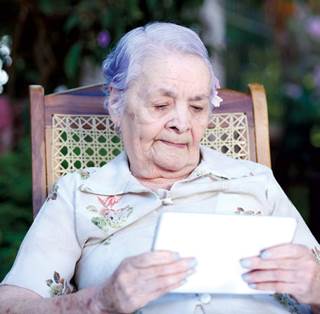 Conversations via Skype lasted longer, and reduced agitation. Conversations via Skype lasted longer, and reduced agitation.